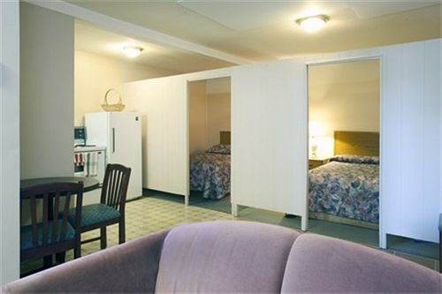 Polson Park Motel Vernon Exteriér fotografie