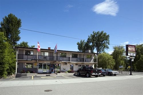 Polson Park Motel Vernon Exteriér fotografie